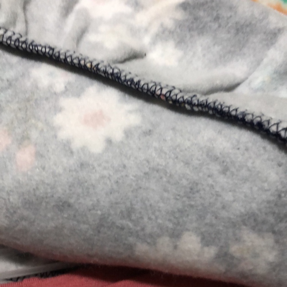 Carter’s 2-pc Floral Pant Set - Picture 6 of 13